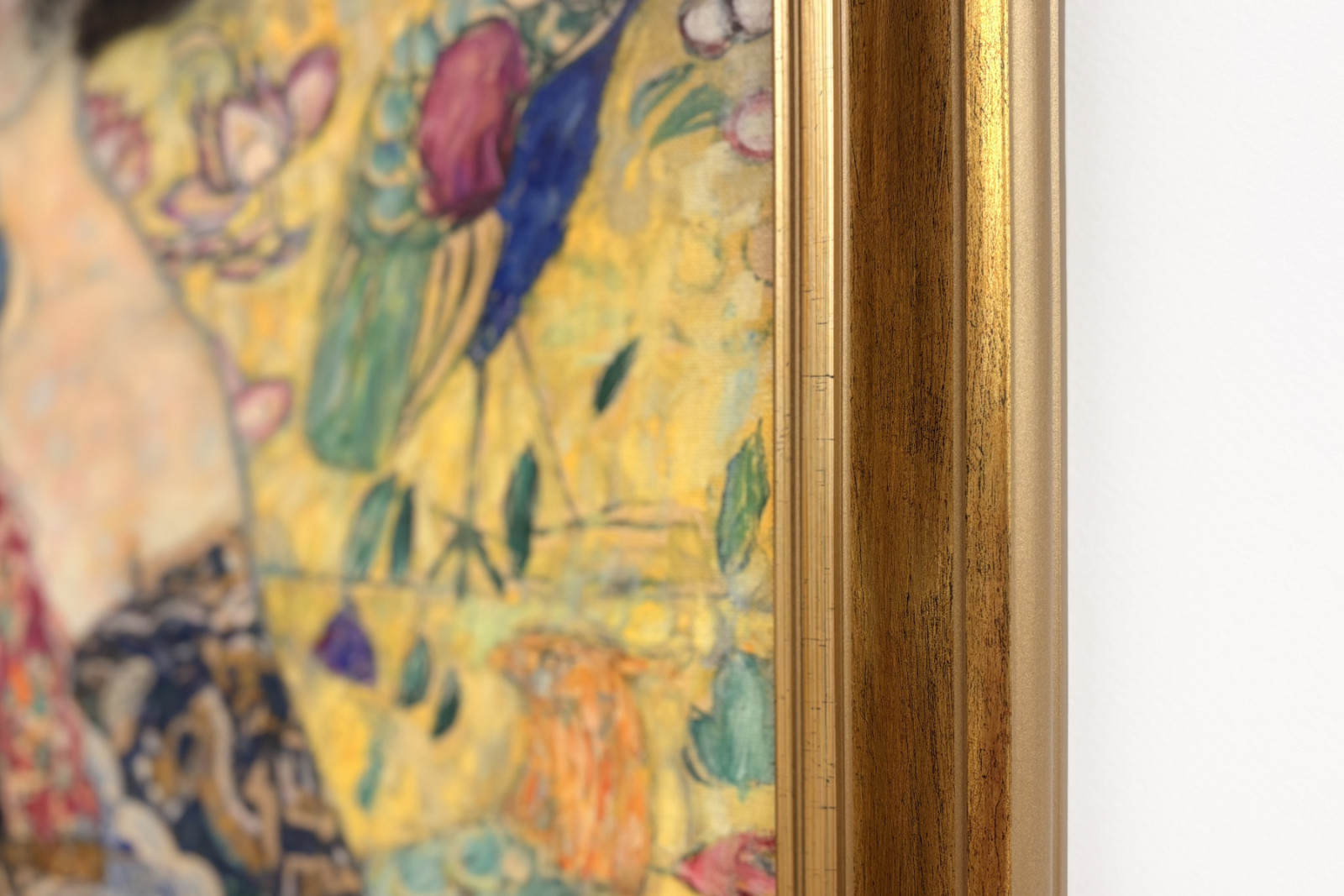 Hölgy ventilátorral - Gustav Klimt