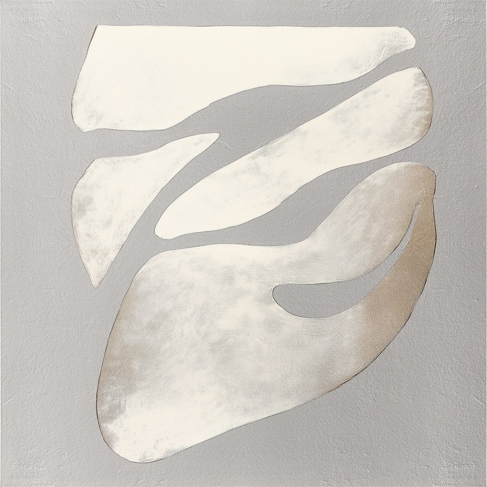 Semleges, áramló formák alkotó: Alma