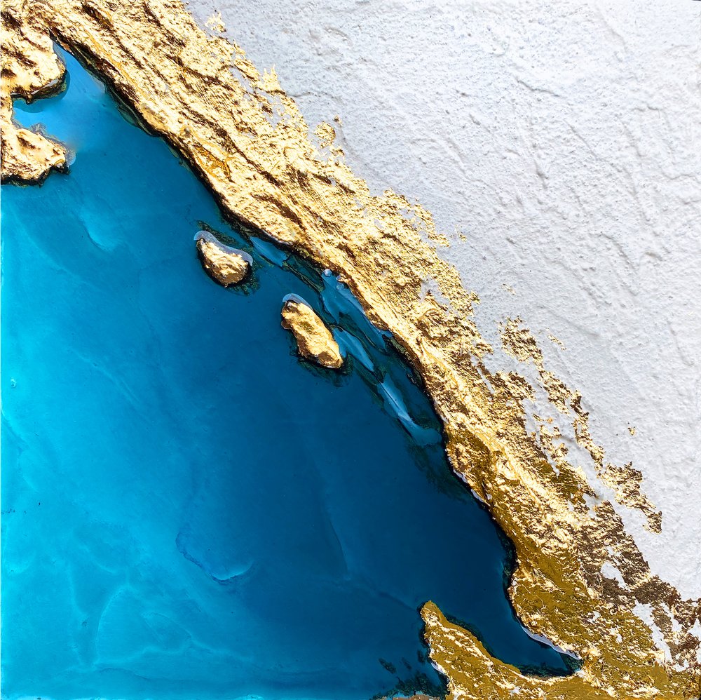 Aranyszínű tengerparti absztrakt alkotó: Alyson Storms