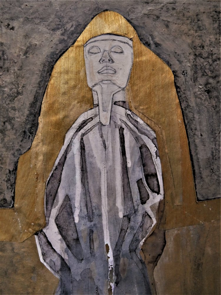 Aranyszínű meditációs szobor alkotó: Doris Schmitz