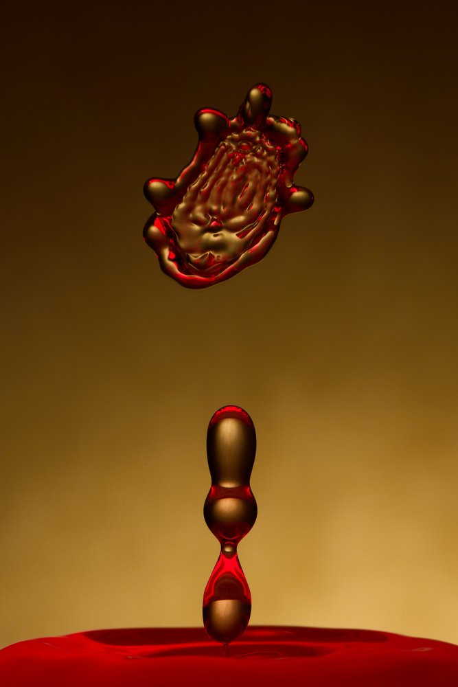 Dynamic Gold Red Splash alkotó: Francois Casanova