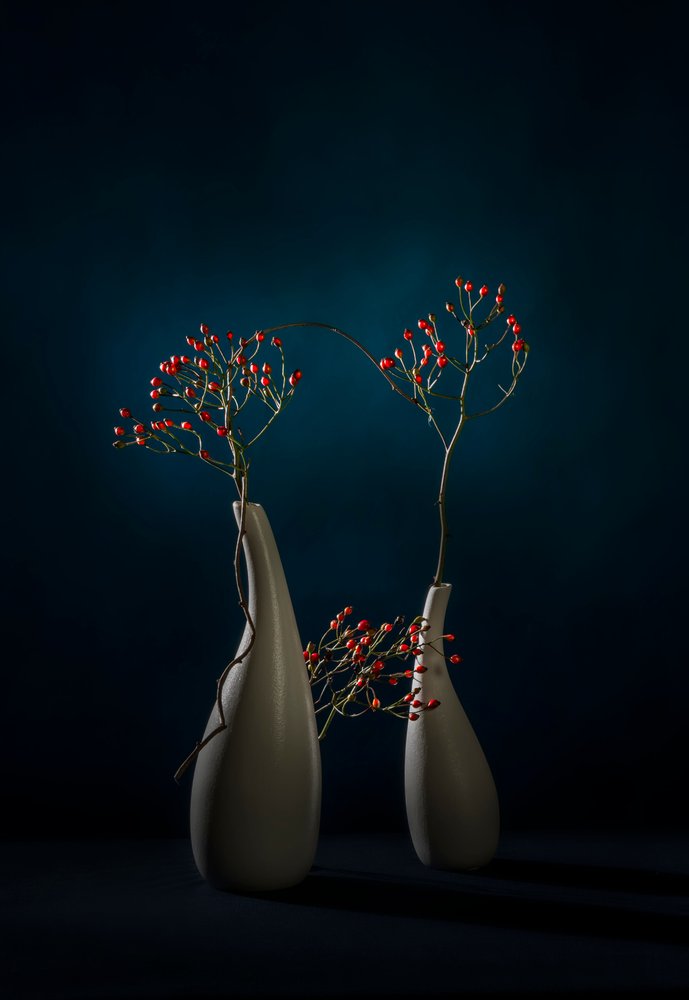 „Red Berries” modern vázák alkotó: John-Mei Zhong