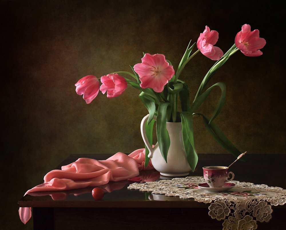 Elegáns rózsaszín tulipánok alkotó: Tatyana Skorokhod