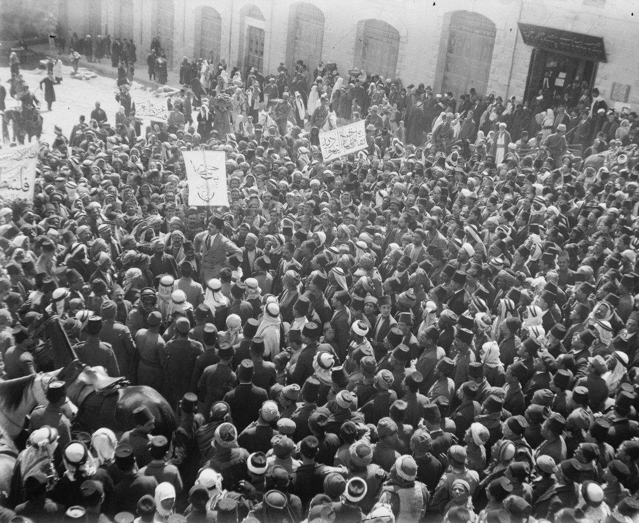 Arab demonstráció, 1920 (bw fotó) alkotó: Unbekannt Unbekannt