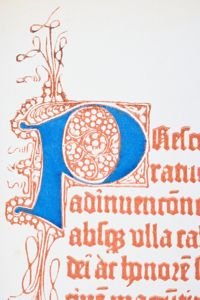 Dust és Schoiffer latin zsoltárának 1459-es kiadásából, William Hickman Smith Aubrey (1858-1) „Anglia nemzeti és hazai története” című művéből egy világító „P” betűs oldal fakszimile alkotó: English School