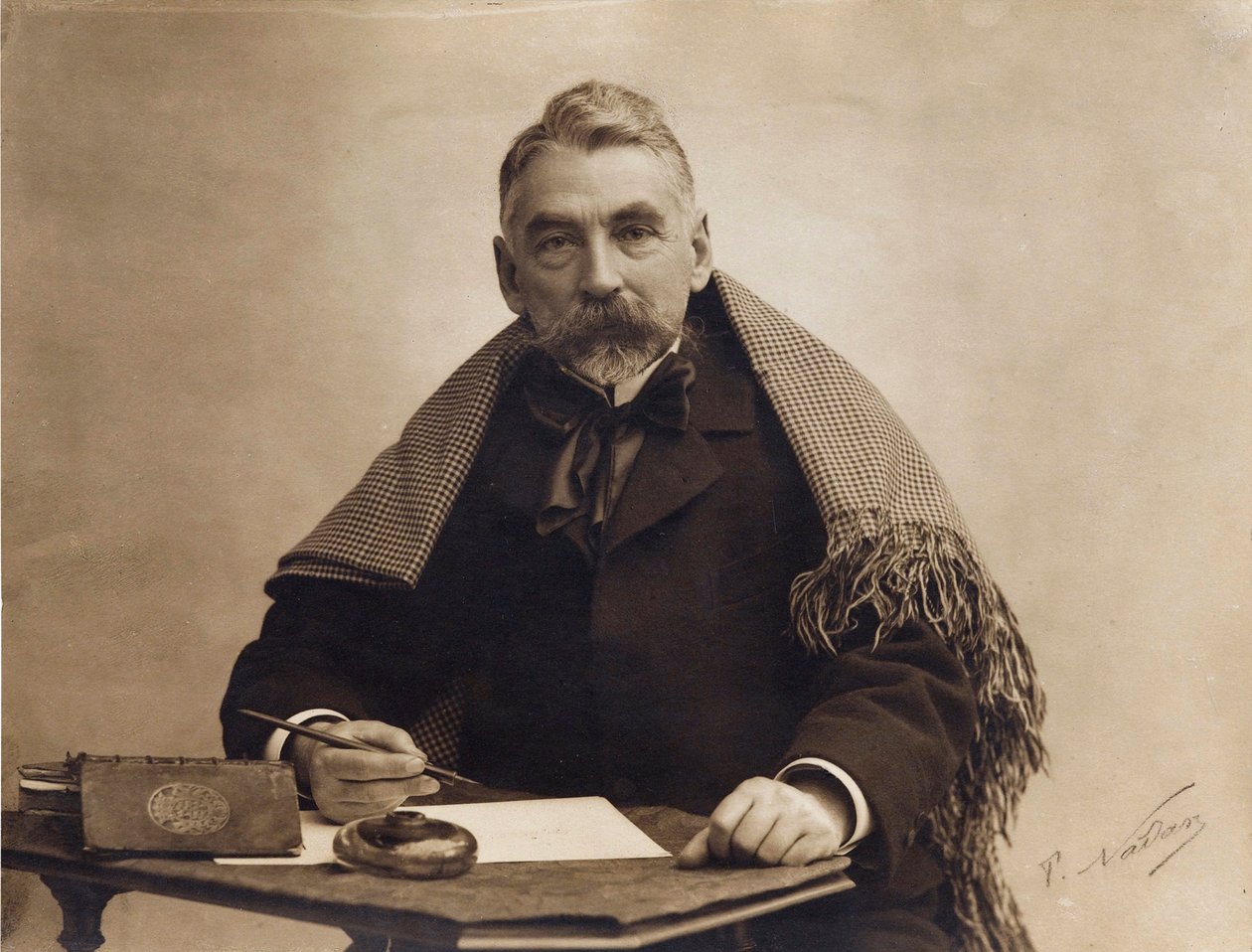 Stephane Mallarme (1842-1898) portréja, készítette: Nadar, Gaspard-Felix (1820-1910). Albumin Photo alkotó: Nadar