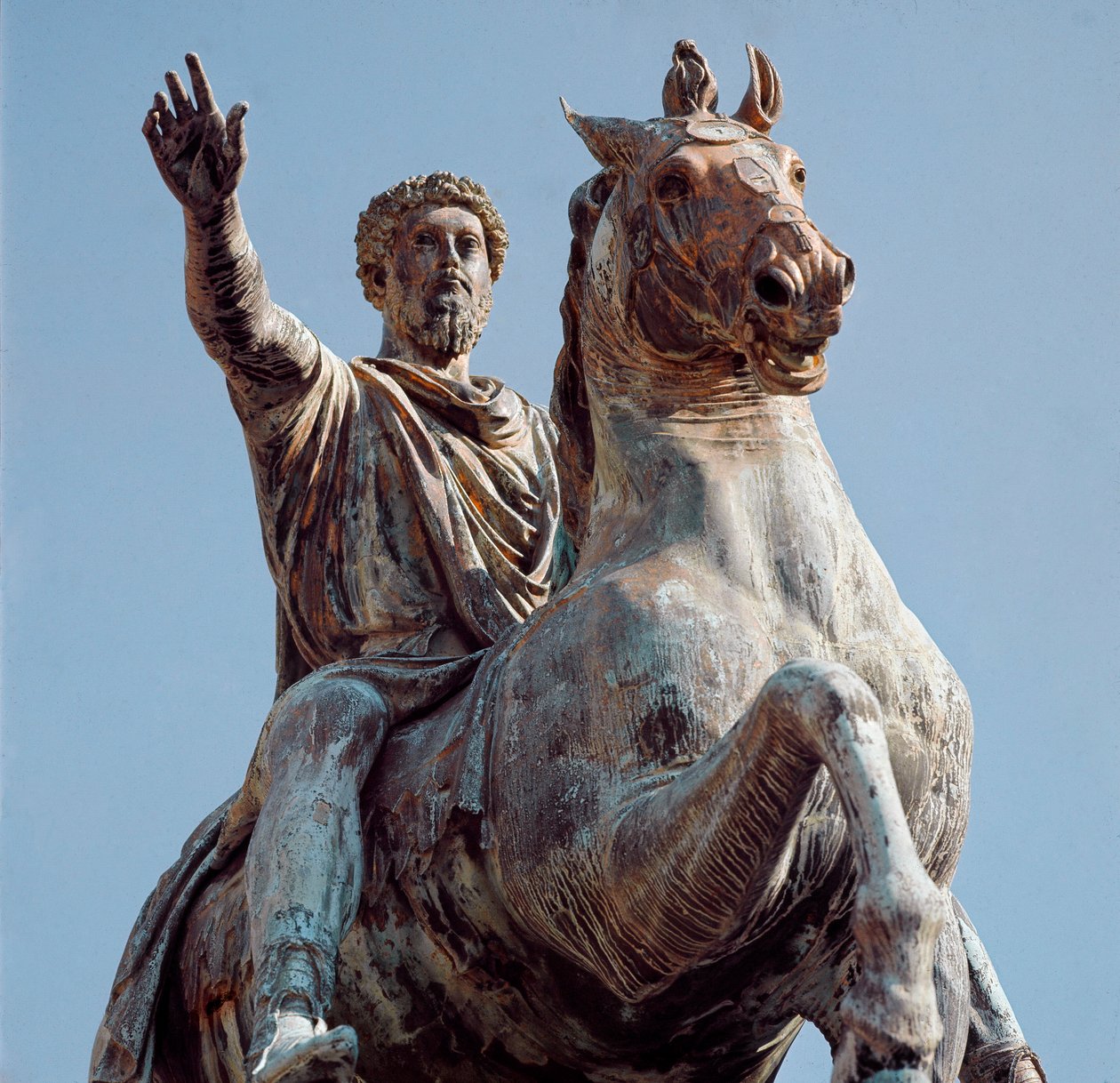 Marc Aurele római császár (Caesar Marcus Aurelius Antoninus Augustus) (121-180) lovas szobra. Bronz szobor. A római Capitolium Múzeumban őrzött eredeti másolata. Capitolium tér (Campidoglio) Róma alkotó: (after) Roman