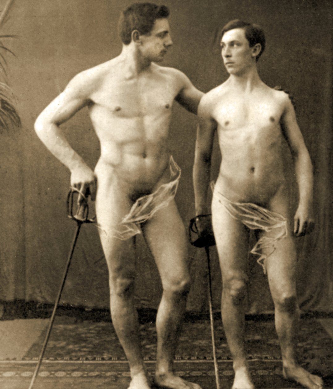 Vívók pózolnak, 1910 körül (szépia fotó) alkotó: Unknown