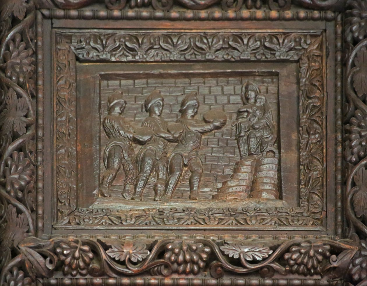 Panel 5C ajtóból: A Mágusok imádása alkotó: Unknown
