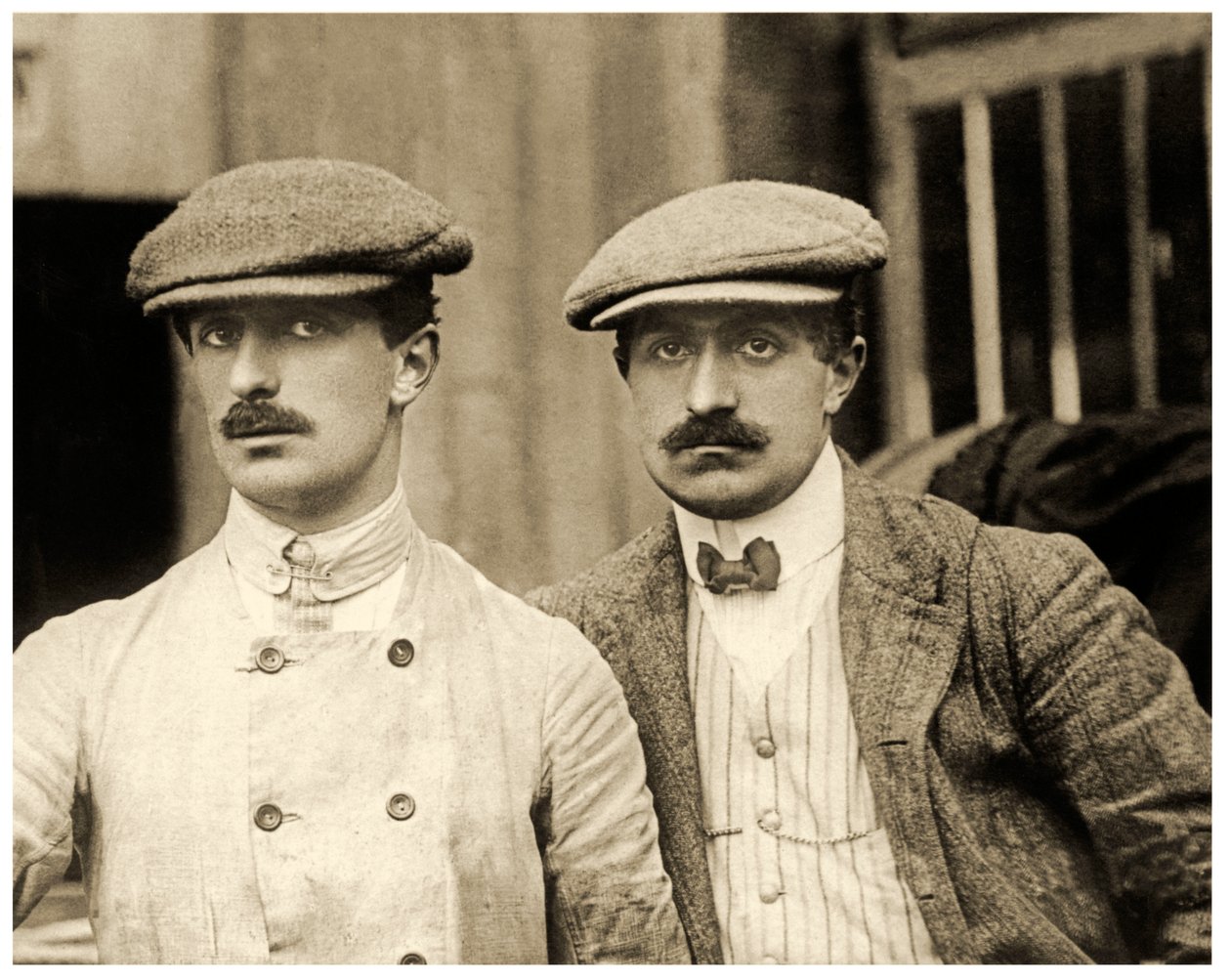 A Voisin testvérek portréja, Párizs, Franciaország. 1906 alkotó: Unknown