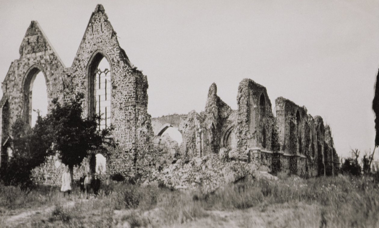 Templom a belgiumi Neuve Eglise-ben, az első világháború során megsemmisült, 1919 alkotó: American Photographer