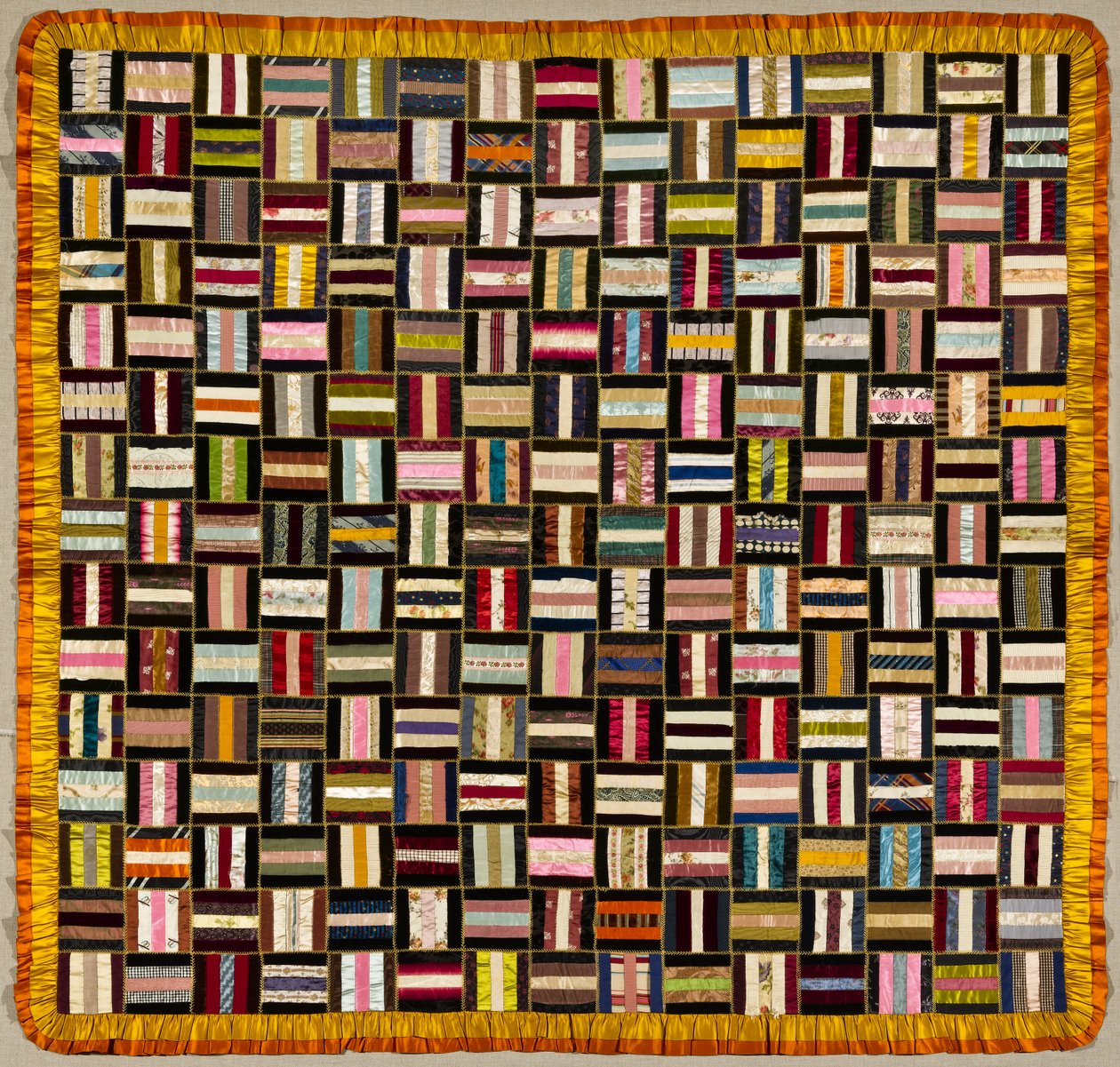 Bars Quilt, 1880 körül (selyem és bársony) alkotó: American School