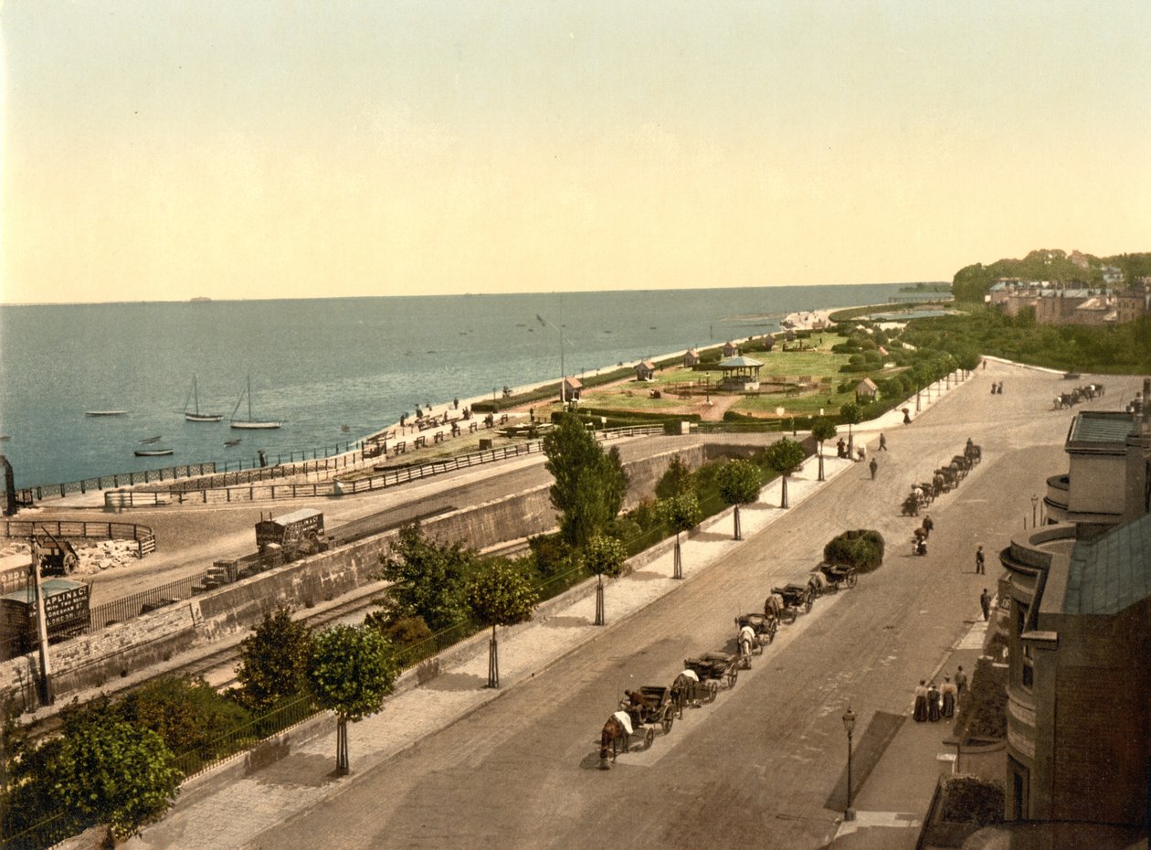 Ryde Esplanade, IOW, pub. 1890-1900 körül (kromolitográfia) alkotó: English Photographer
