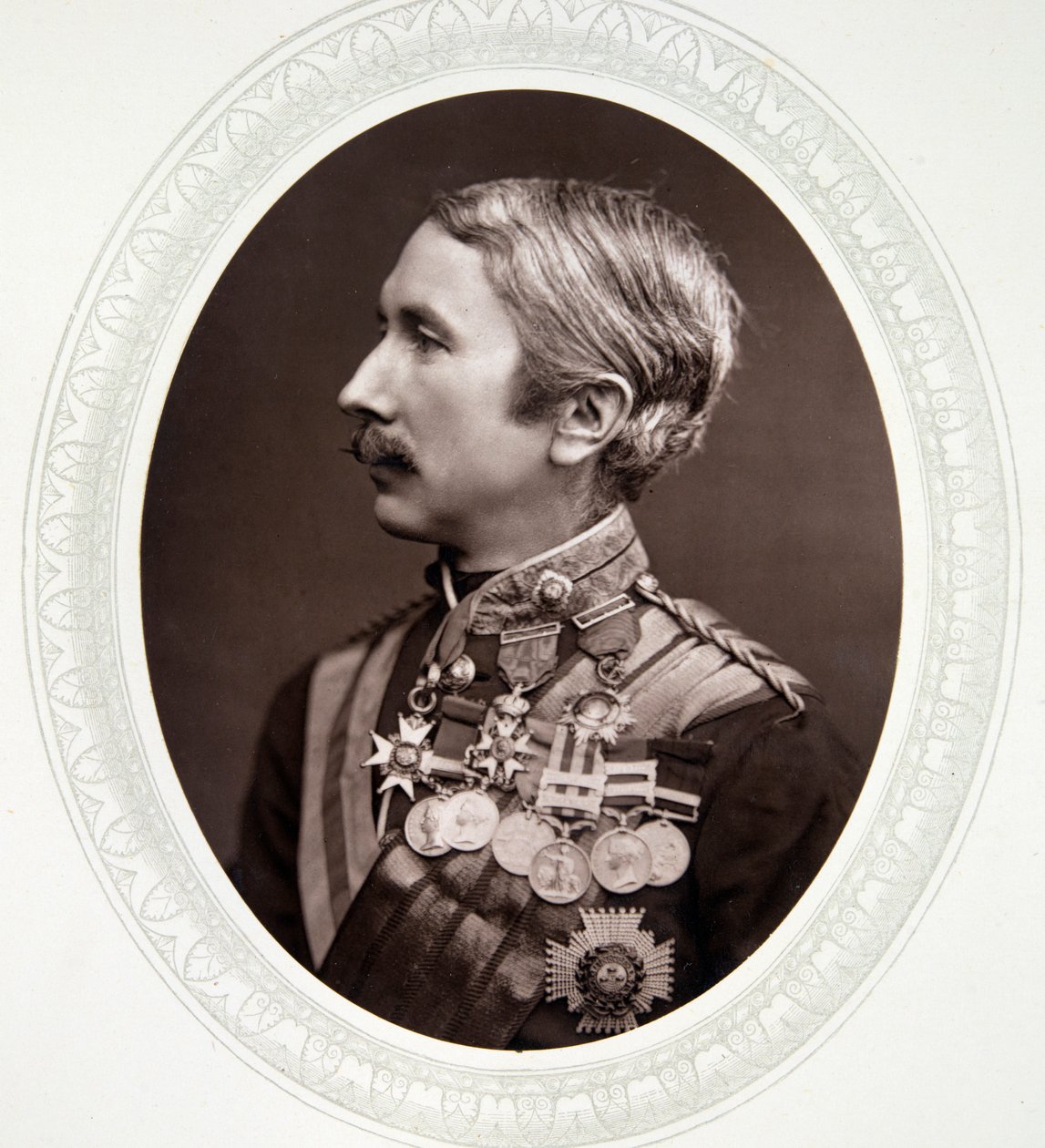 Sir Garnet Wolseley alkotó: English Photographer