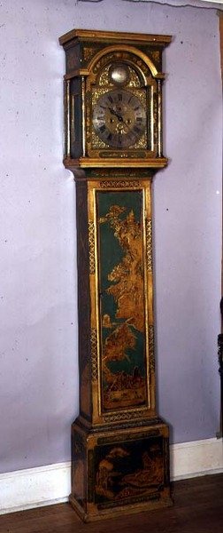 Grandfather óra, aranyozott chinoiserie díszítéssel, sárgaréz számlap Edward East (lakk) alkotó: English School