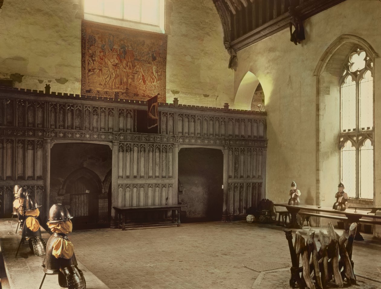 A Barons Hall 1341-ben épült alkotó: English School