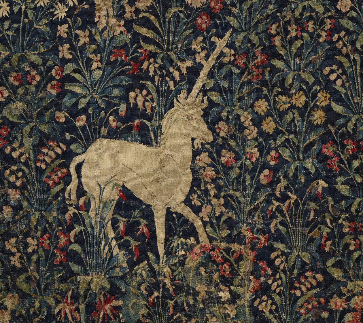 Allegorikus Millefleurs kárpit állatokkal, 1530–45 (gyapjú és selyem) alkotó: Flemish School