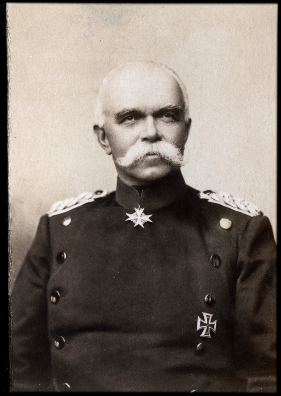 Georg (Georges) Leo Graf von Caprivi de Caprera de Montecuccoli (1831-1899) portréja alkotó: French Photographer