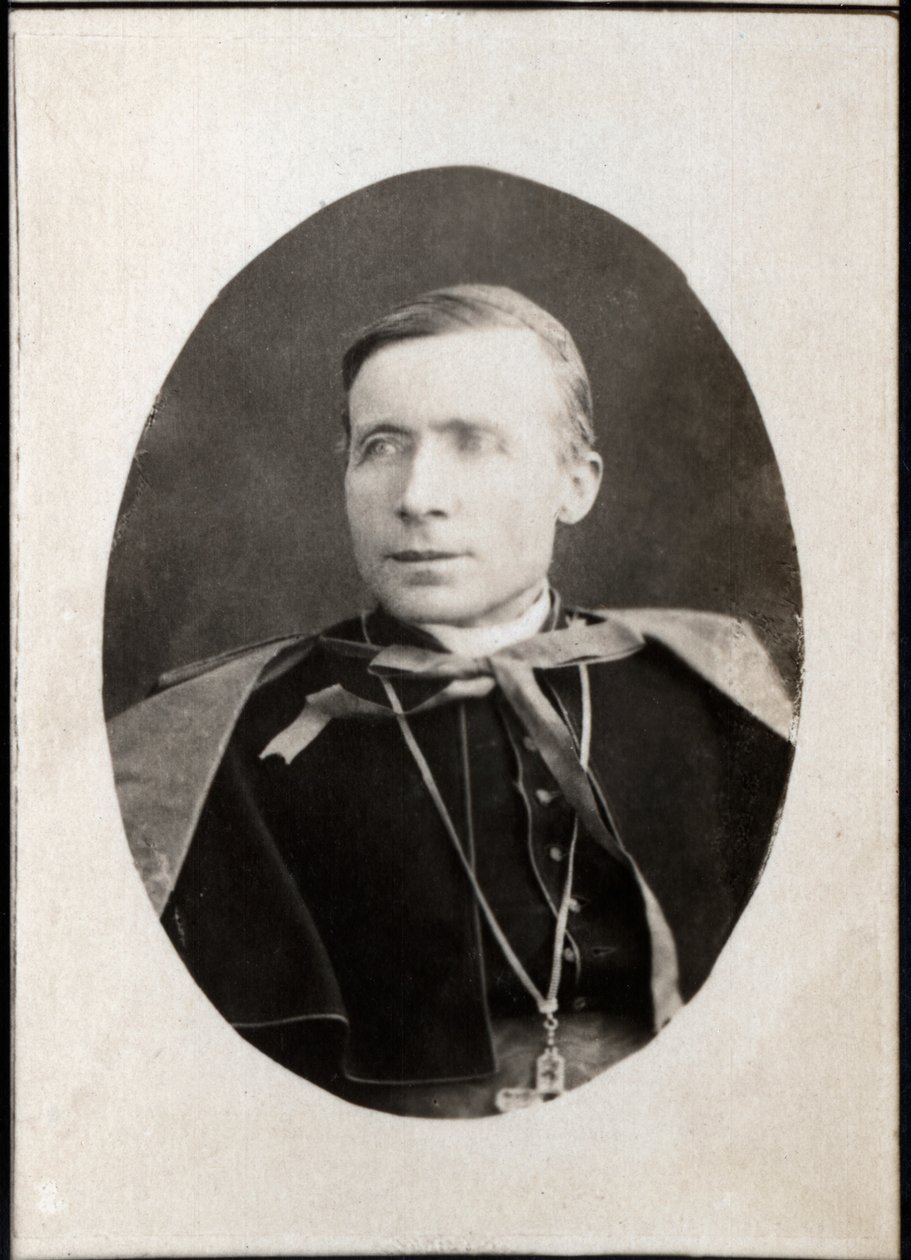 James Gibbons (1834-1921), amerikai bíboros portréja. alkotó: French Photographer