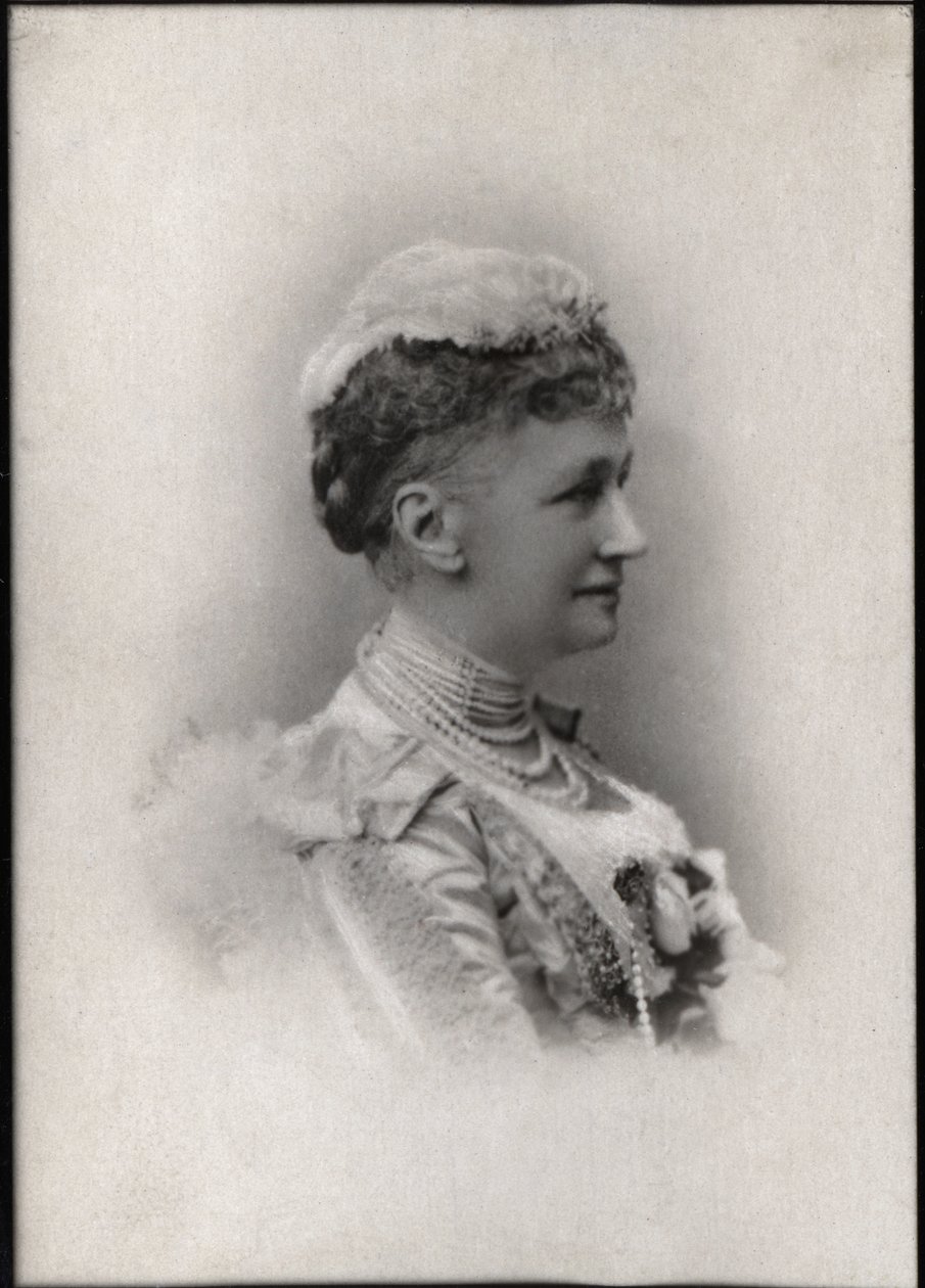Svéd Lujza (1851-1926), dán királynő hitvese portréja. alkotó: French Photographer