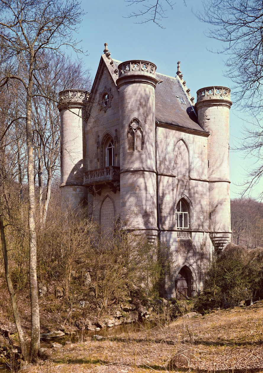 Chateau de la Reine Blanche a Commelles-tónál, Bourbon hercege építette 1826-ban alkotó: French School