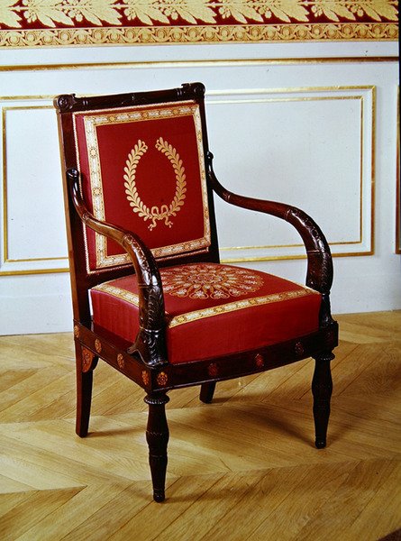 Imperial stílusú szék (mahagóni és hímzett kárpit) alkotó: French School