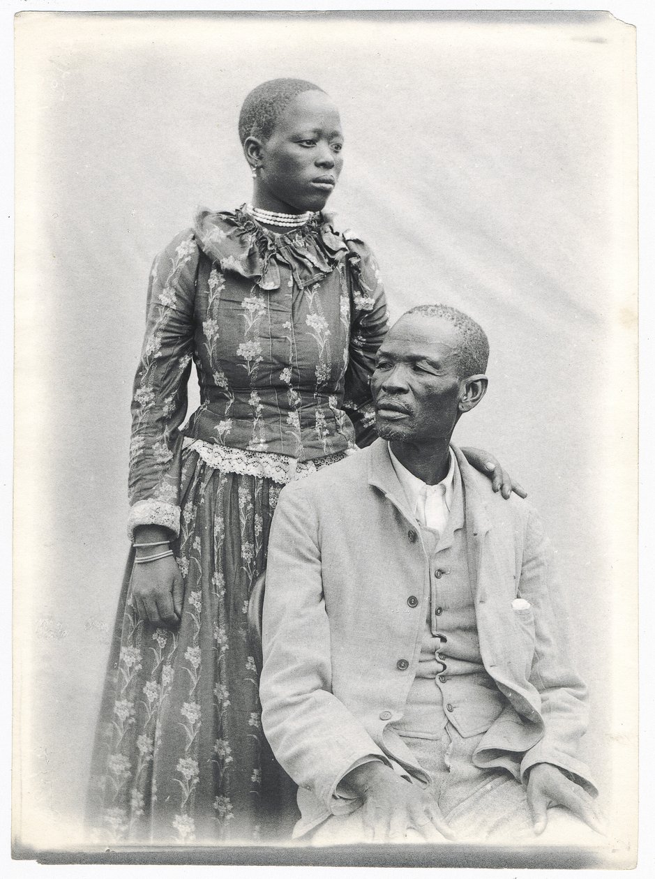 Khama és felesége, 1910 körül (platina nyomat) alkotó: A. E. Hargreave