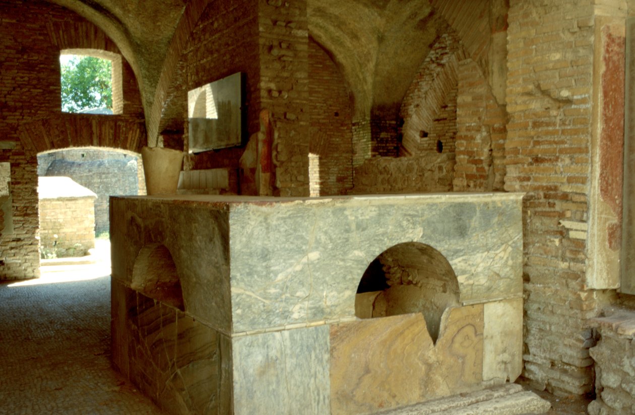 Római termopódium, Kr.u. 3. század alkotó: A. Lorenzini