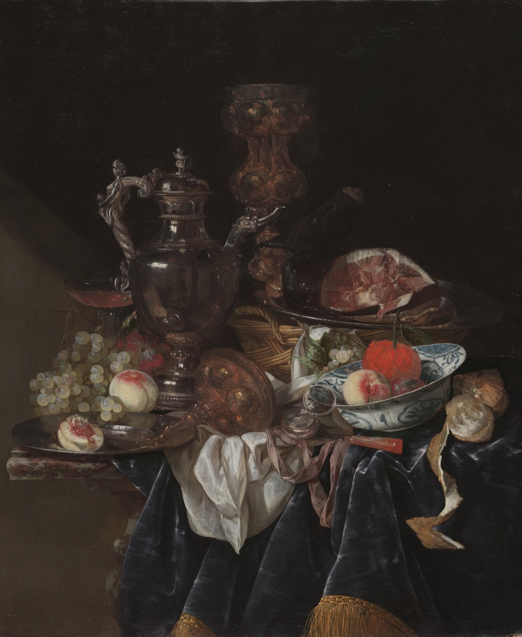 Ezüst boroskancsó, sonka és gyümölcs, 1660-1666 körül alkotó: Abraham Hendricksz van Beyeren