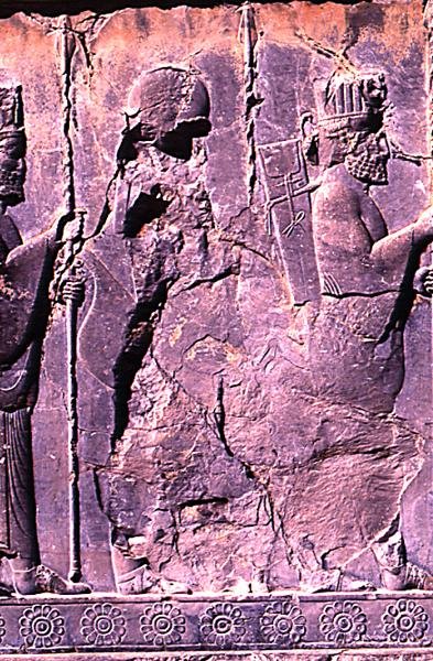 Méltóságok sora, a Százoszlopos terem nyugati bejáratától (kő) (részlet) (lásd: 179105) alkotó: Achaemenid