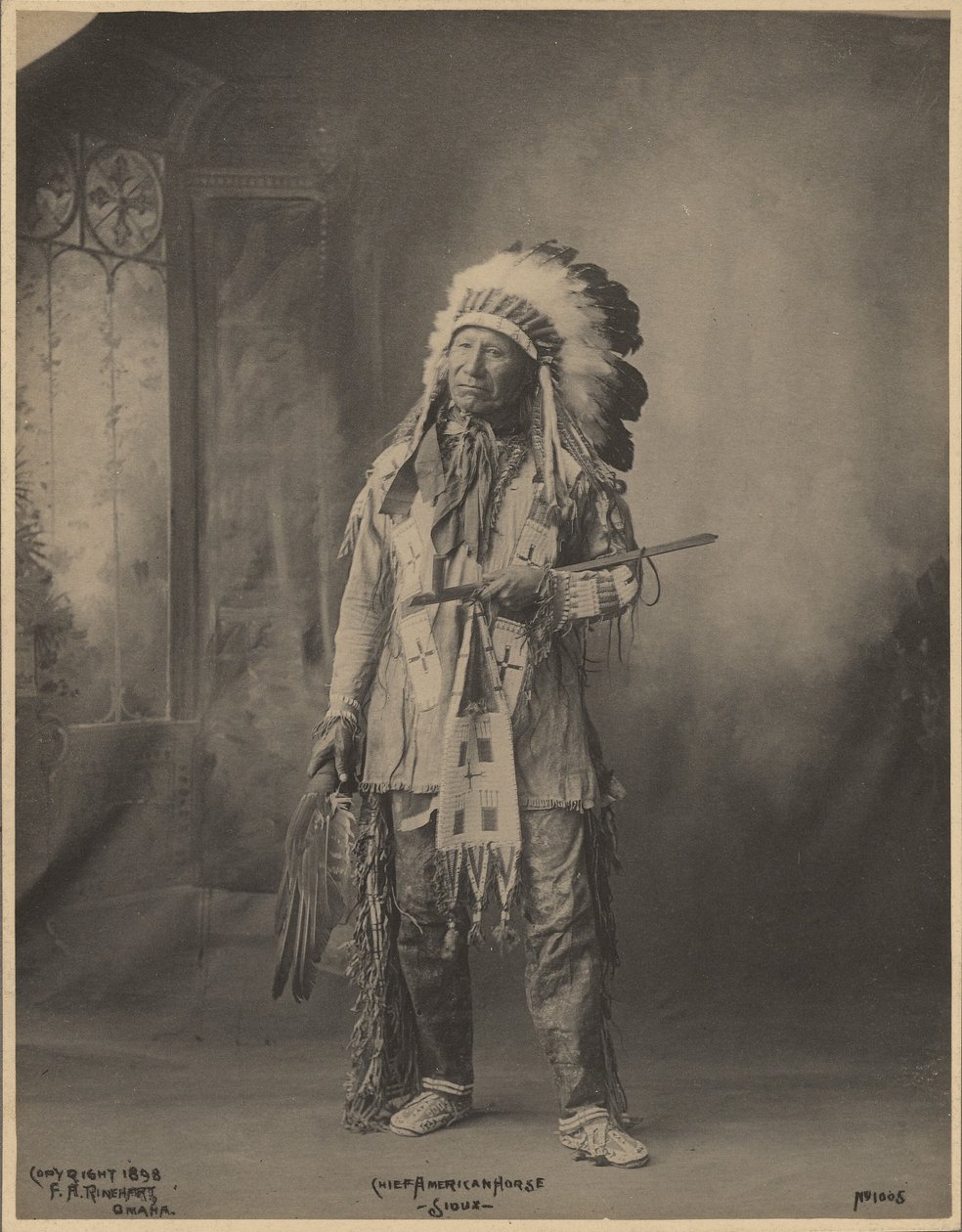 [Chief American Horse, az Oceti Sakowin Oyate vezetője]
 alkotó: Adolph F. Muhr