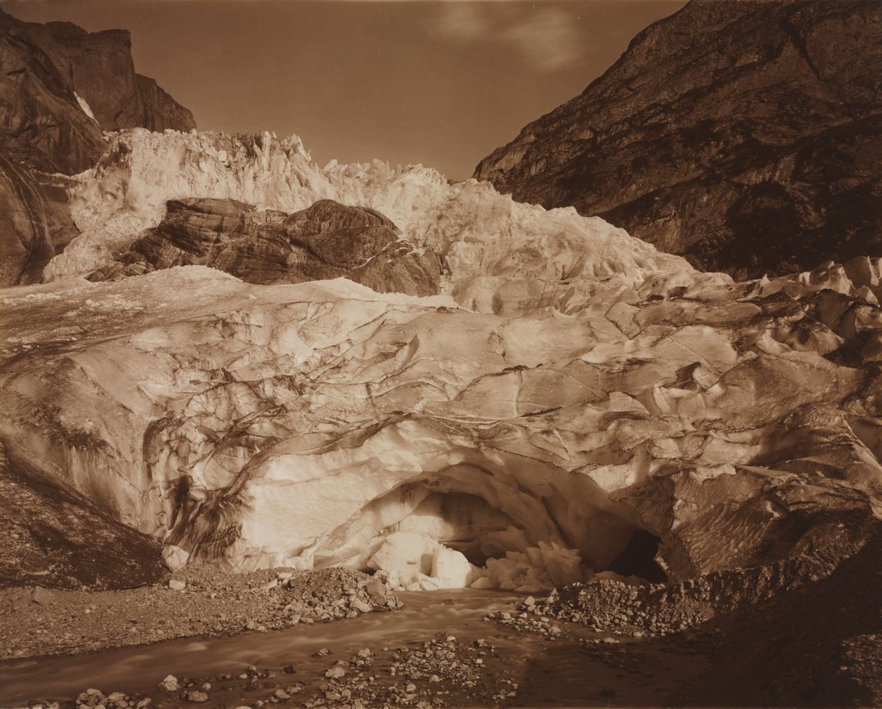 Svájc. Grindelwald, Felső gleccser, Lutschine forrása, 1875-1877. alkotó: Adolphe Braun
