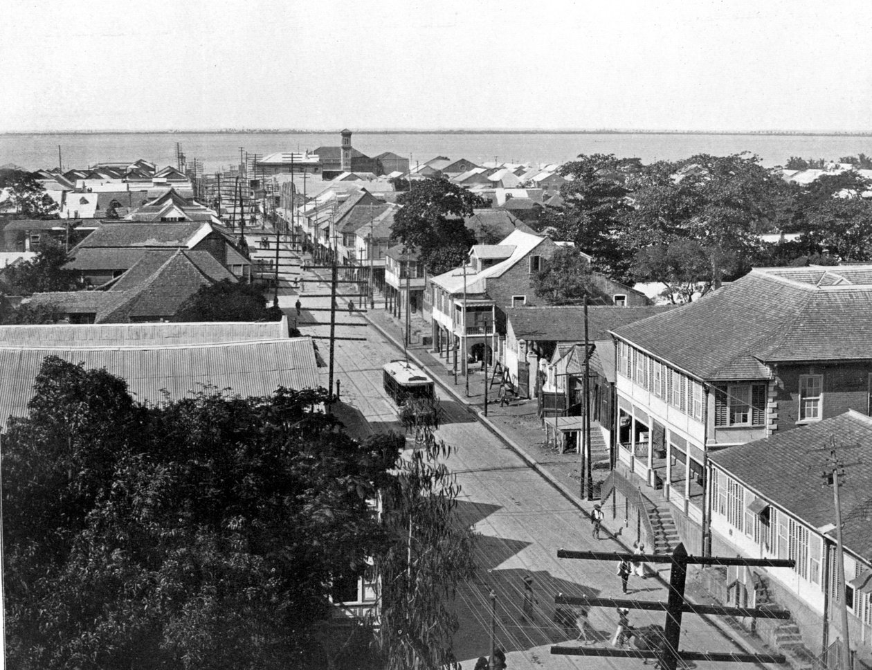 Old King Street délre néz, Kingston, Jamaica, c1905. alkotó: Adolphe Duperly and Son