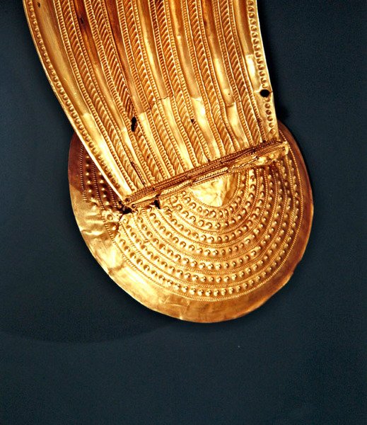 Collar, Ardcrony, Tipperary megye, késő bronzkor, ie 800-700 (arany) (részlet) (lásd még: 390400) alkotó: Age Bronze
