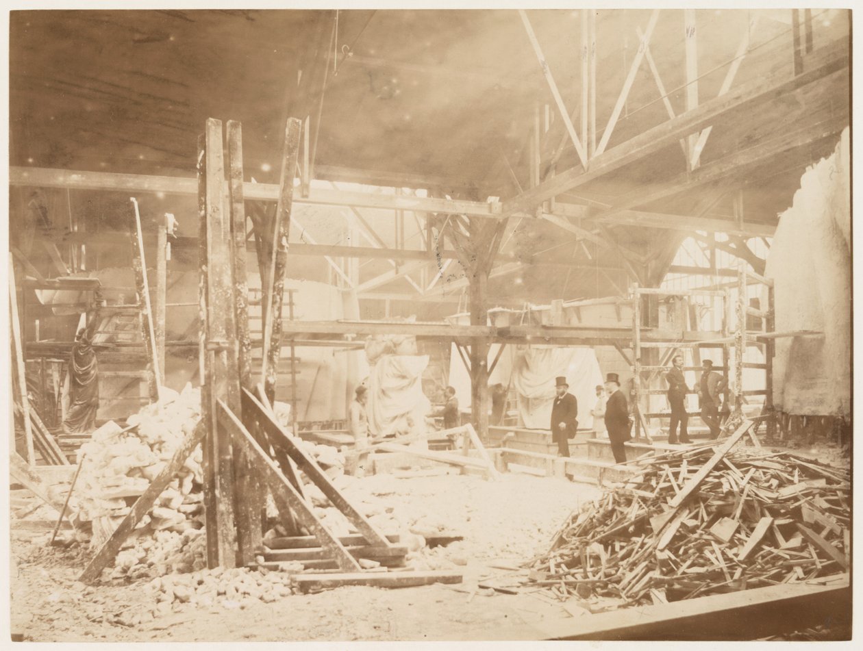 Bartholdi műhelye, a háttérben a Szabadság-szobor maketteivel, Párizs, 1883 alkotó: Albert Fernique