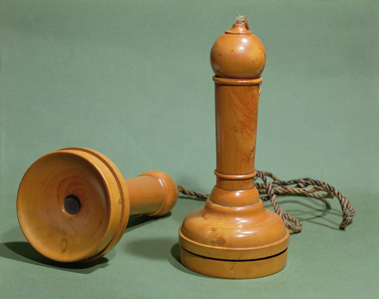 Telefon prototípus tervezése, 1873 alkotó: Alexander Graham Bell