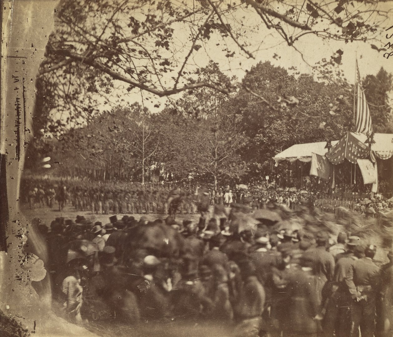 [Grand Army Review, Washington, D.C.], 1865. május. alkotó: Alexander Gardner