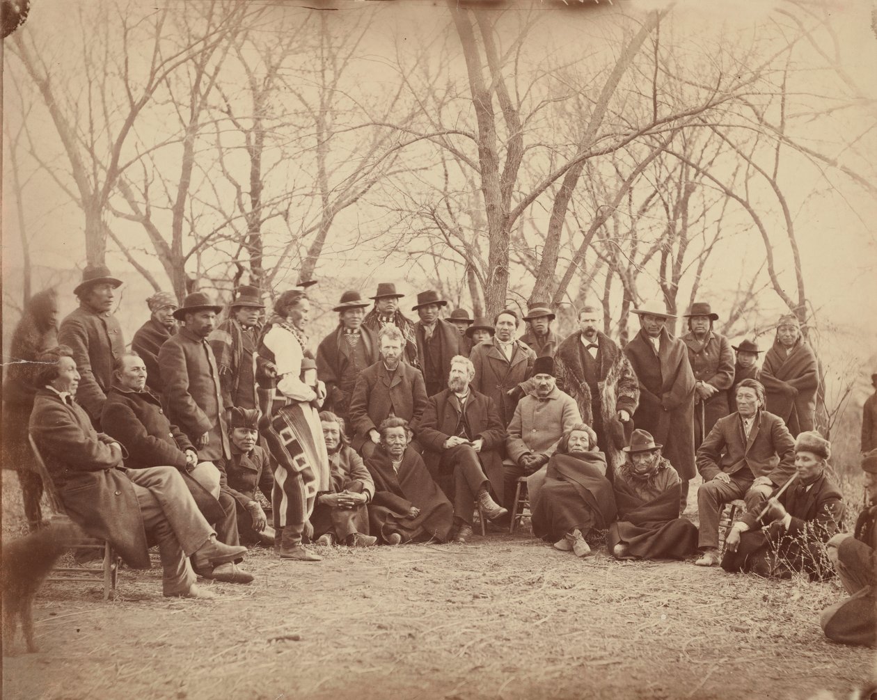 Indiánok kormányzati ügynökökkel, 1860-as évek eleje. alkotó: Alexander Gardner
