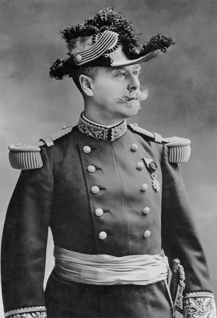 Poline tábornok portréja bw fotó alkotó: Alfred Ellis
