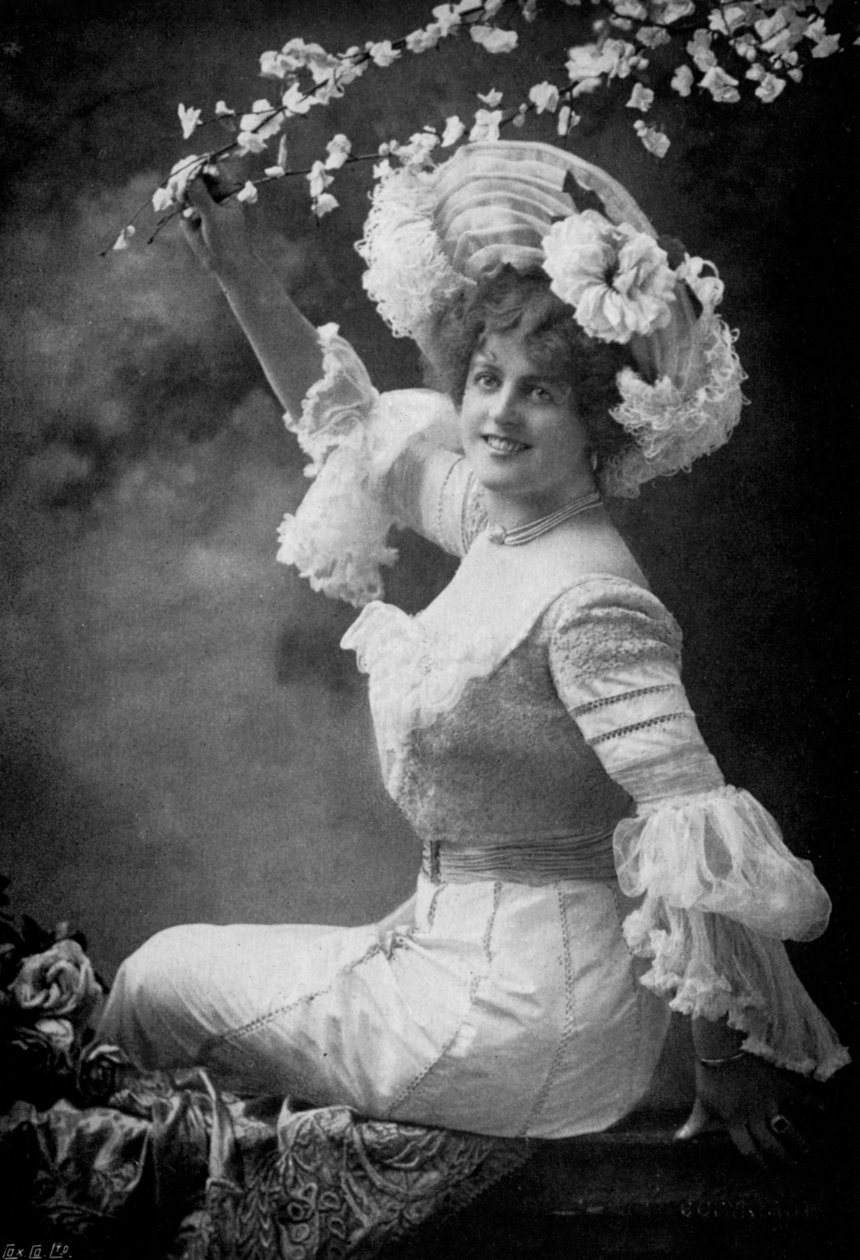 Marie Studholme 1875-1930, angol színházi színésznő, 1902-1903. alkotó: Alfred Ellis and Walery