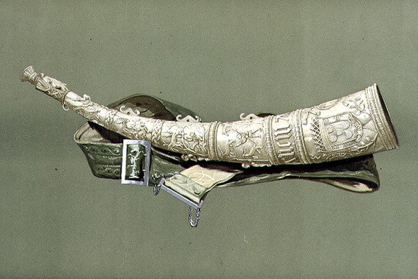 Egy olajfán, valószínűleg 1544-ből, a Hangszerekből (színes litho) alkotó: Alfred James Hipkins