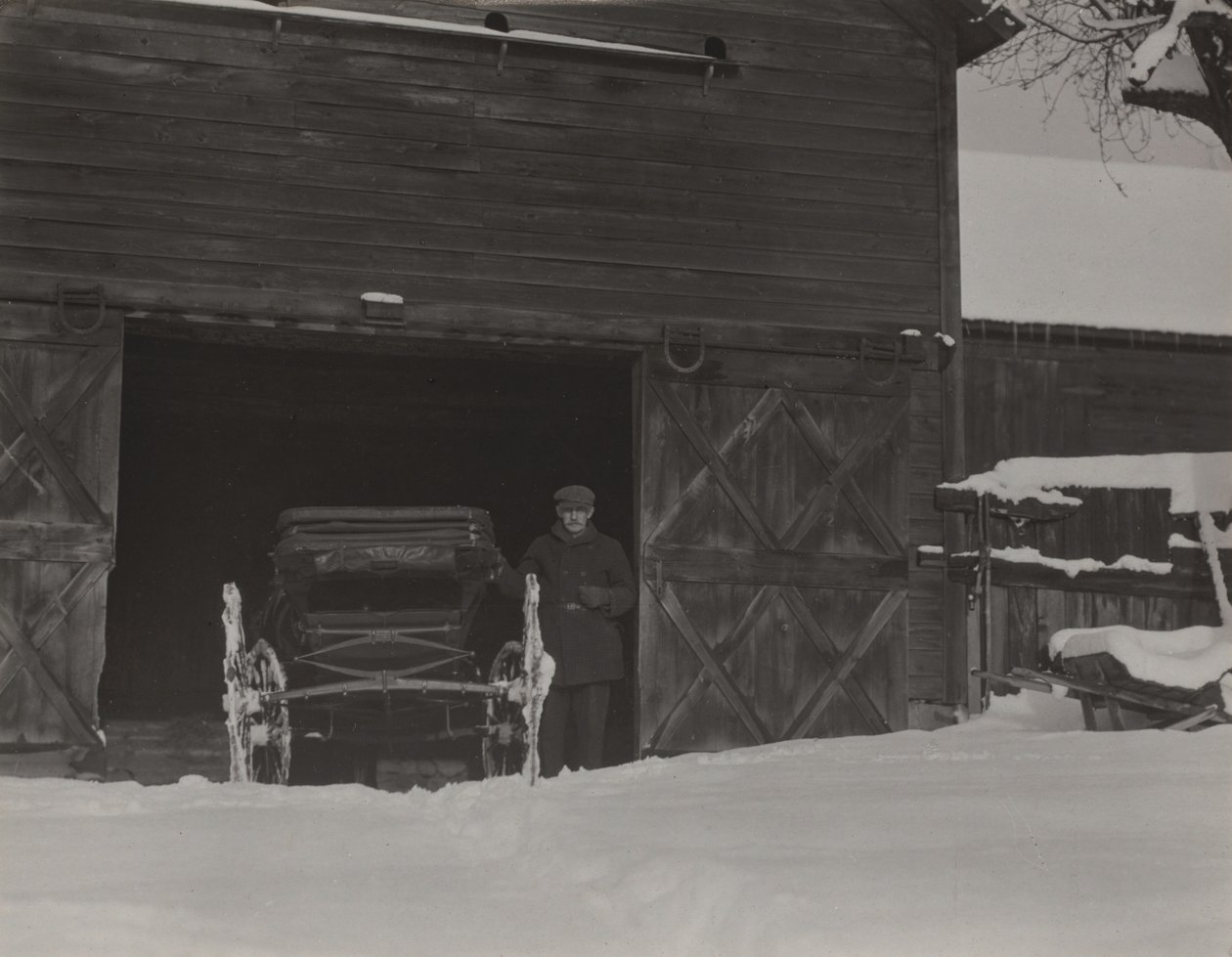 Pajta, kocsi és hó alkotó: Alfred Stieglitz