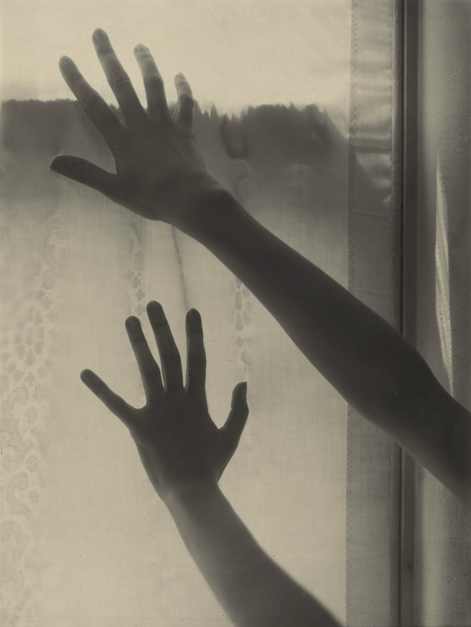 Georgia O’Keeffe – Kezek alkotó: Alfred Stieglitz