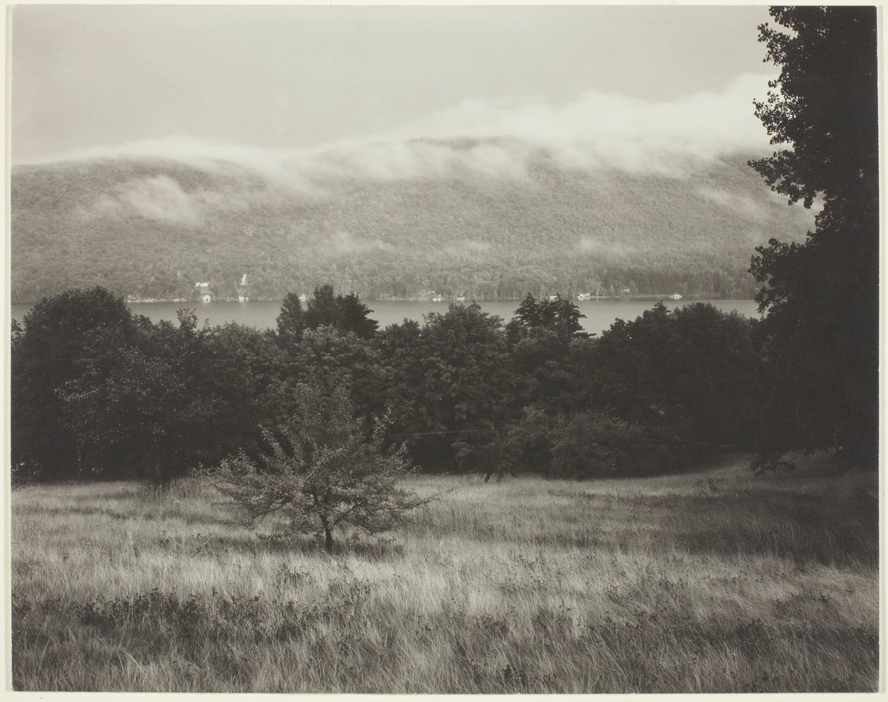 George-tó a hegyről alkotó: Alfred Stieglitz