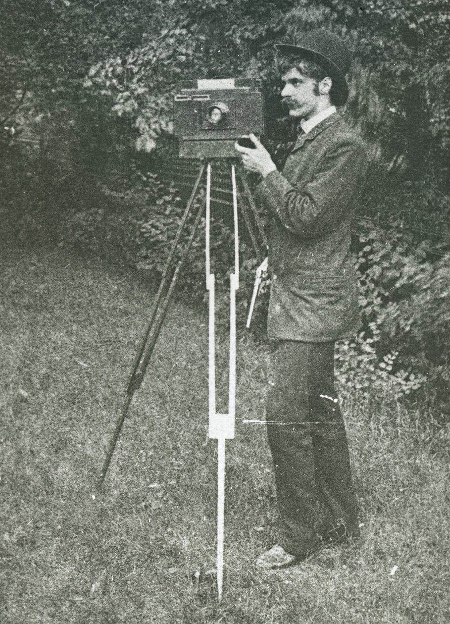 Önarckép fényképezőgéppel, állvánnyal és pisztollyal, 1886. alkotó: Alfred Stieglitz
