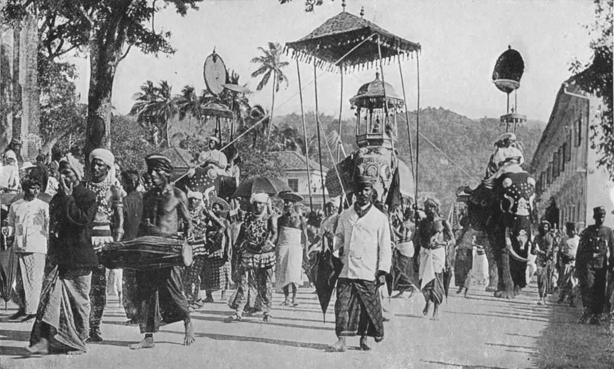Kandy. Perahera prcession Passion, 1890, 1910 alkotó: Alfred William Amandus Plate