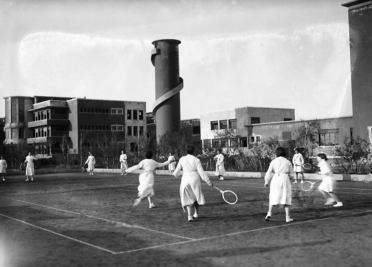 Villa Rosa Maltoni Mussolini: diáklányok teniszmeccsen (f/w fotó) alkotó: Fratelli Alinari