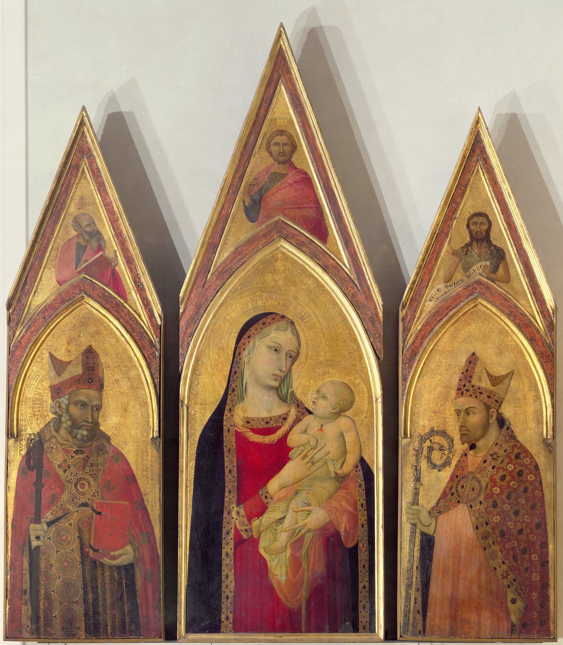Madonna és gyermeke SS-sel. Nicholas and Proculus, 1332 (tempera a panelen) alkotó: Ambrogio Lorenzetti