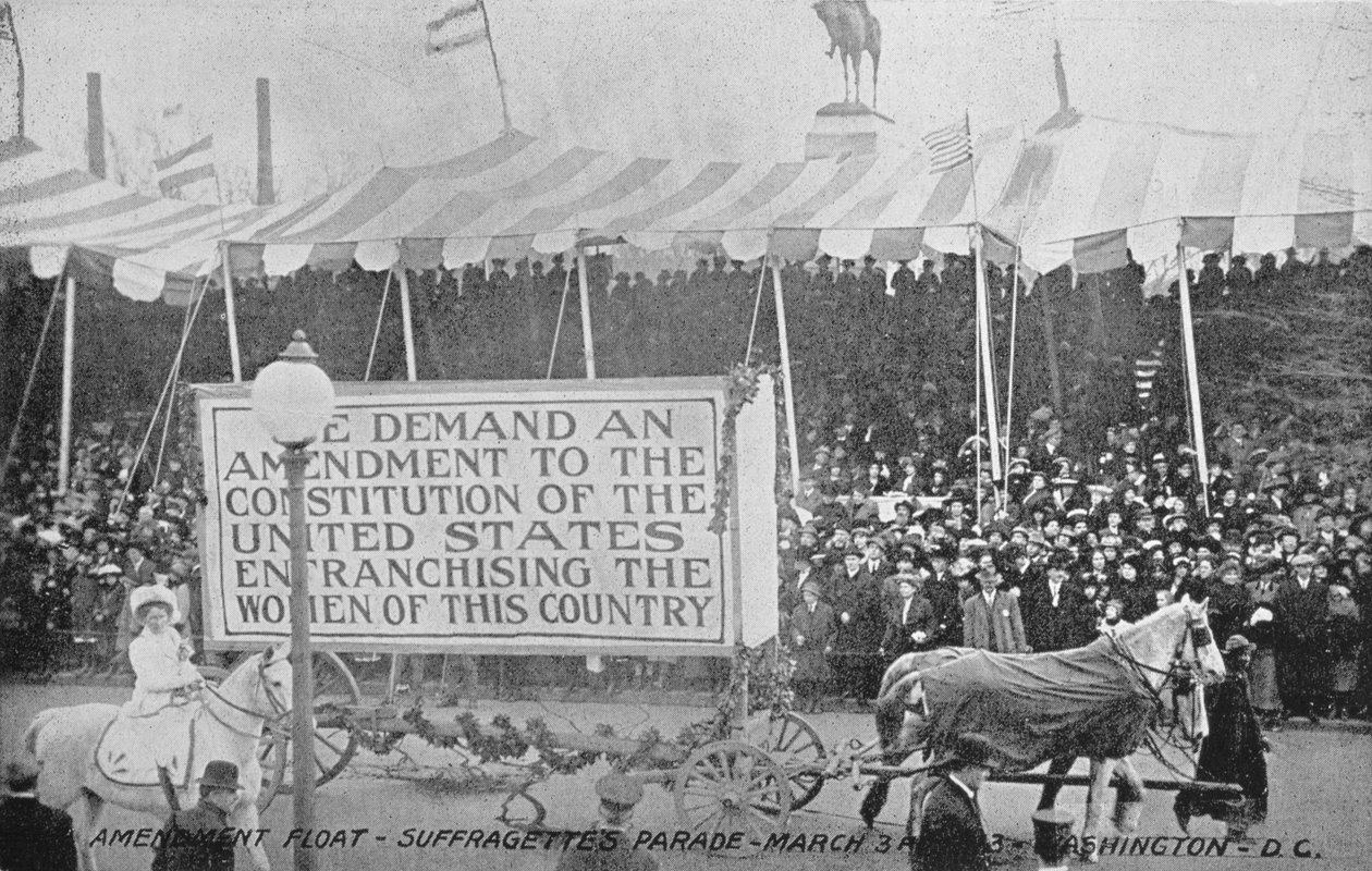 Float módosítás a szüfrazsett-parádéról Washington DC-ben, 1913. március 3 alkotó: American Photographer