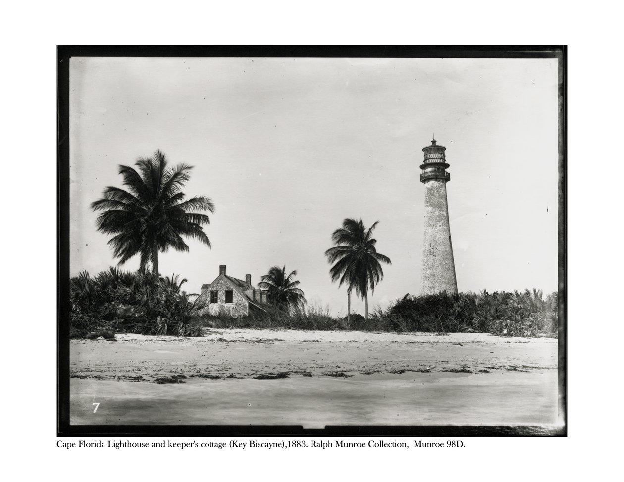 Cape Florida Lighthouse and thekeepers cottage, Key Biscayne, 1883 alkotó: American Photographer